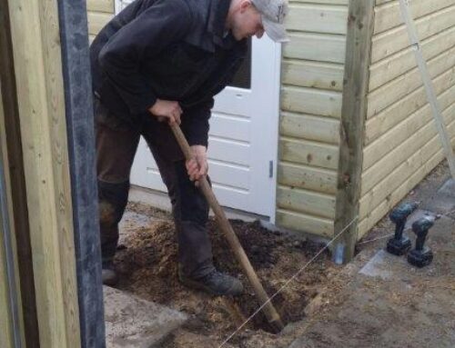 Schuttingen in nieuwbouwwijk Sterksel